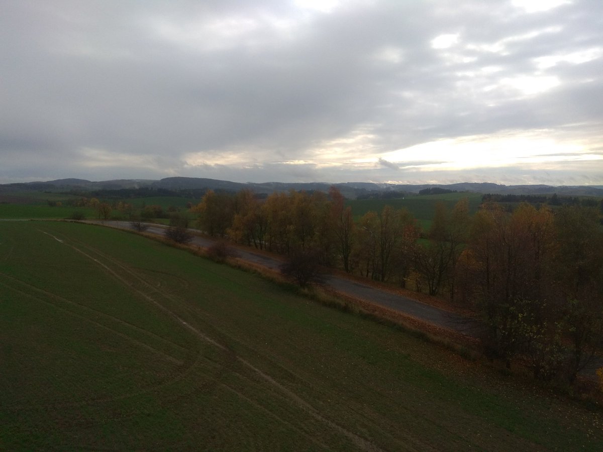 this_is_Kal's tweet photo. Nejlepší počasí, stejně. https://t.co/vOLqTa0nf8