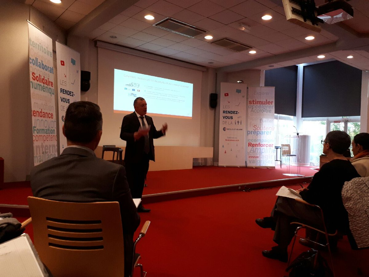 MayaGrassi's tweet photo. Recruter à l'heure du digital #recruteur2.0
#apec
#cci35 https://t.co/R6V7gpFCxZ