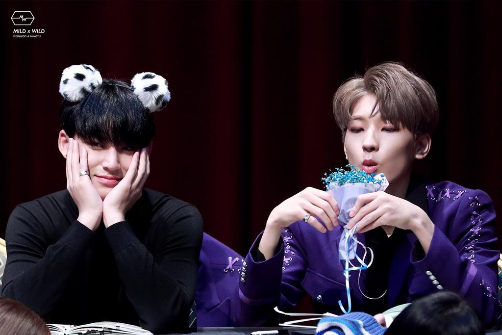 meaniearchive's tweet photo. 171112 https://t.co/QBknBzih5L