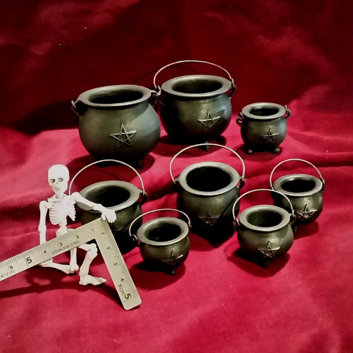 Kumiko O En Twitter 魔女の釜を作ってみた 中身はこれから