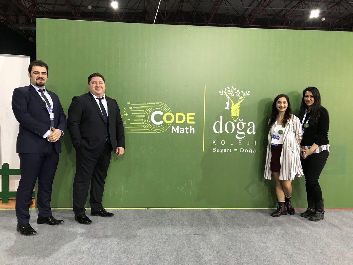DogaOkullari's tweet image. Doğa Koleji 23-26 Kasım tarihleri arasında düzenlenen Kocaeli Bilişim Fuarı’nda, oluşturmuş olduğu sınıf ortamıyla #CodeMath ve #dogatech uygulamalarını ziyaretçilerine anlatıyor.