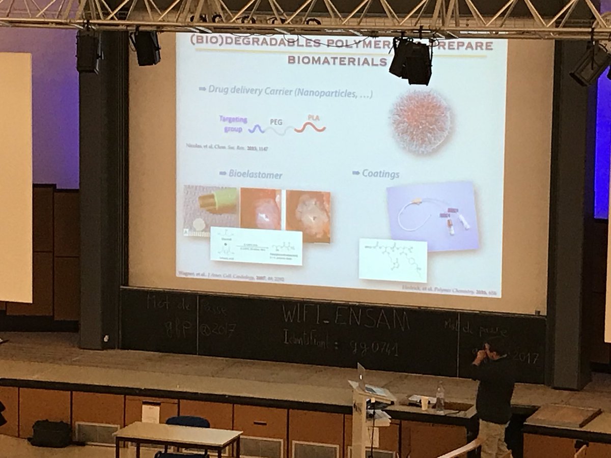 julnicolas's tweet photo. .@YGuillaneuf nous présente un nouveau système de copolymérisation radicalaire pour concevoir des matériaux dégradables et fonctionnels #GFP2017 https://t.co/q9An2amELd