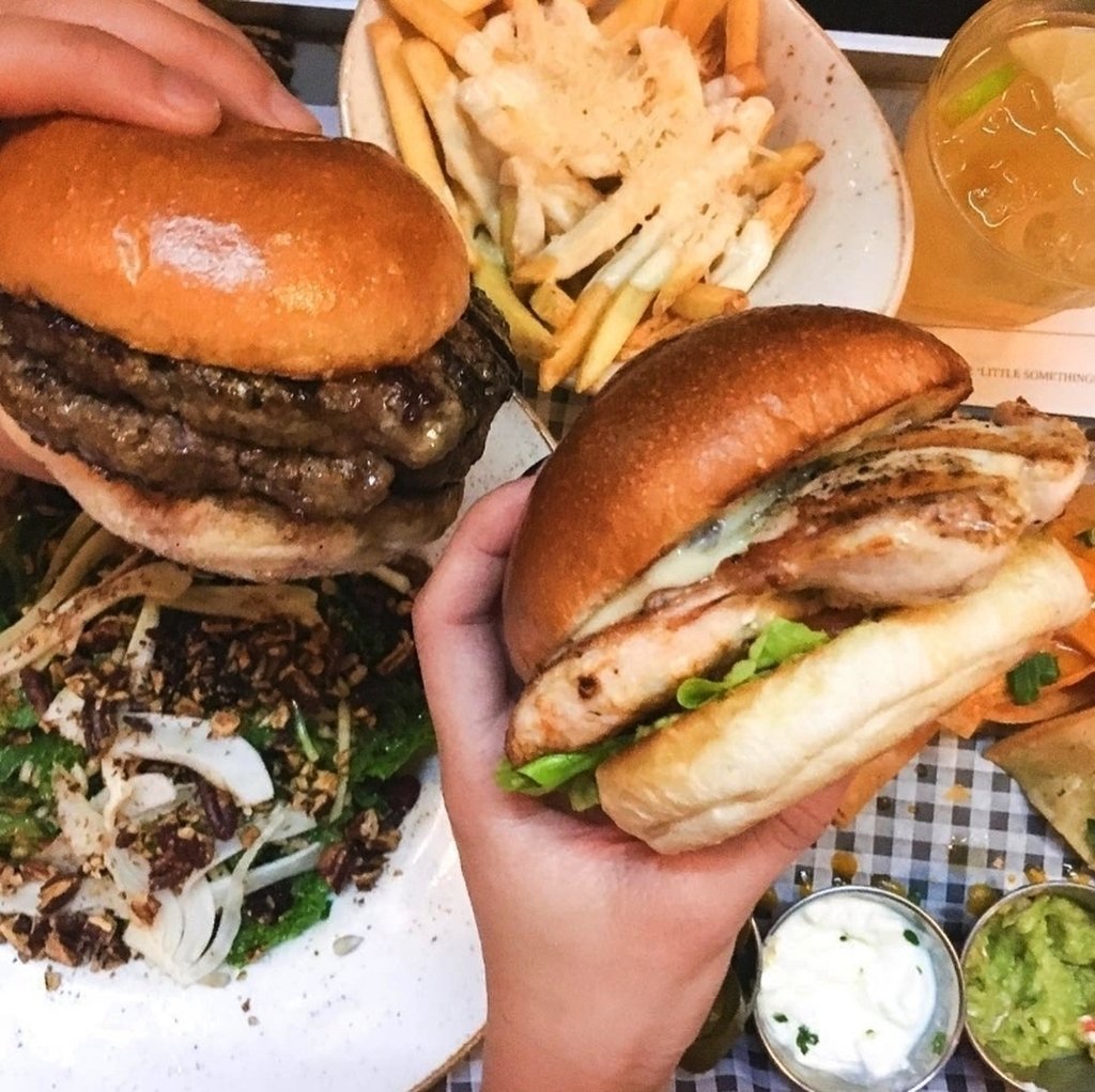 BRGRCOUK's tweet photo. Treating you to two juicy burgers here - you're welcome! We'll see you soon 😉. Mouth watering snap by @ladywhobrunches #BRGRCO #BRGRSOHO #BRGRPRN https://t.co/ASKtABGEhS