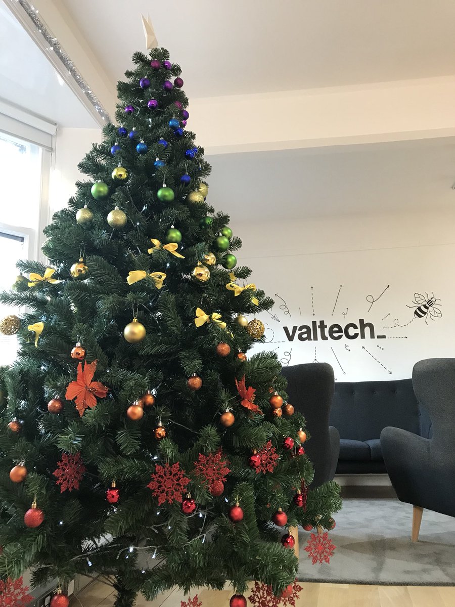 <a href="/KateFrackelton/">Kate Frackelton</a> top job on the <a href="/Valtech/">valtech_</a> MCR Christmas tree! Rainbow tastic! 👌🎄🌈