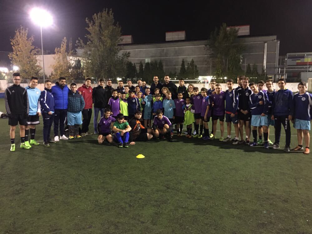 Ayer nuestros alumnos pudieron conocer el fútbol adaptado gracias a nuestros amigos de <a href="/AUCATARROJA/">ATHLETIC CATARROJA</a> . Fue una clase muy especial. Gracias!!