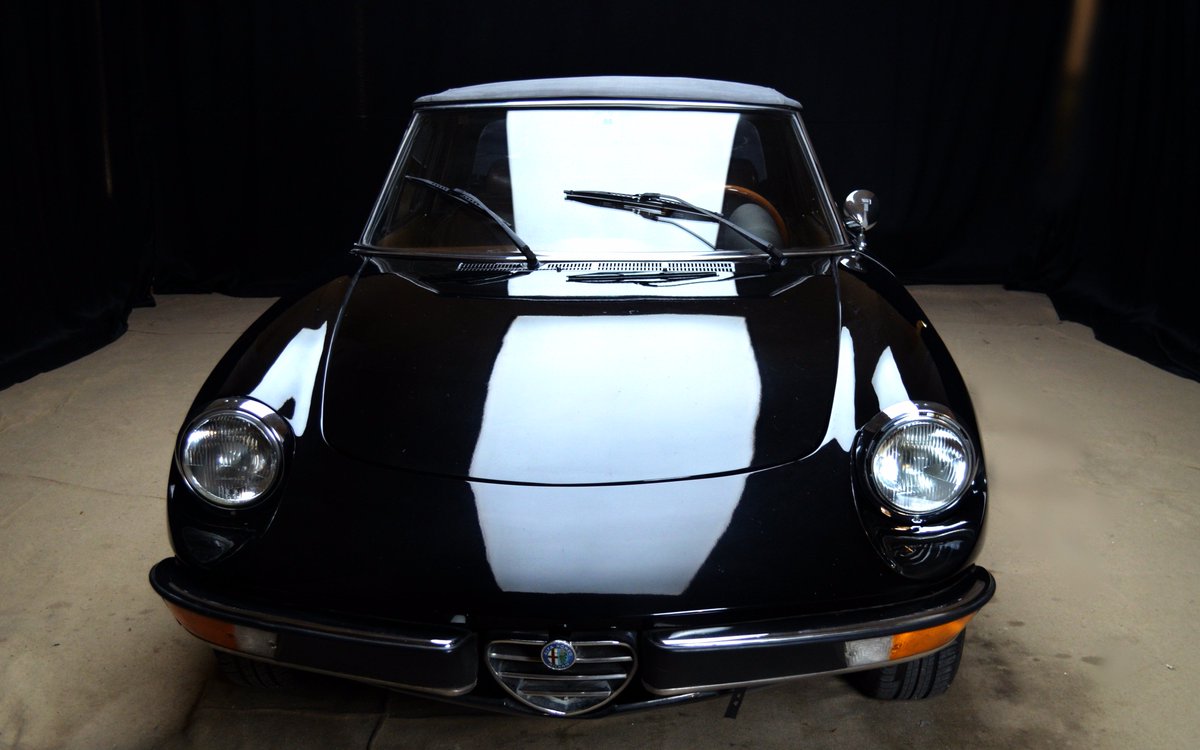 classicheauto's tweet photo. Alfa Romeo Spider Veloce 2000 cc, certificata ASI.
https://t.co/oN6eNWWMTv
#AlfaRomeo #SpiderVeloce https://t.co/G8a5PfWFCJ