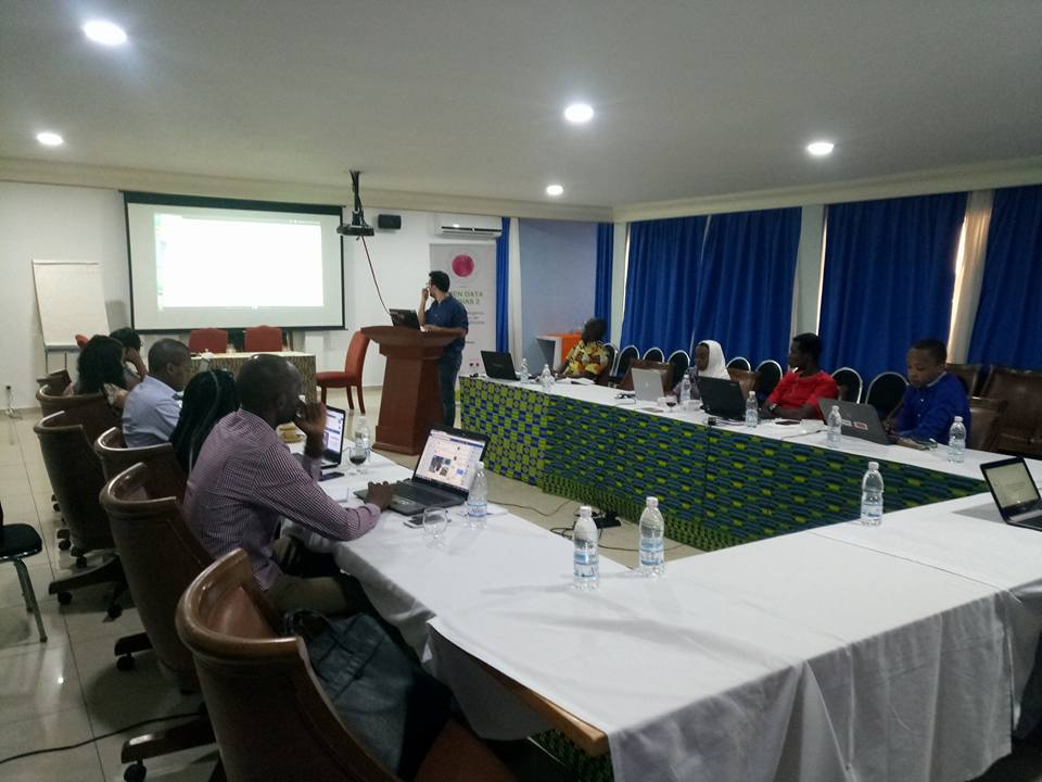 CFImedias's tweet photo. "Open Data Média : vers un réseau de #datactivist africains" via @cameroon_data 👉 https://t.co/0F1nUAhYrW #ODMédias #OpenData #Afrique #CI #Abidjan https://t.co/uubCxO2PCU