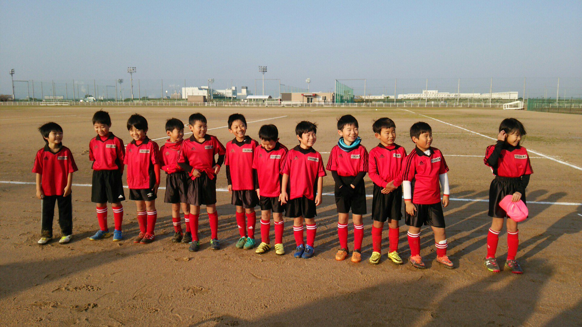 Uzivatel 福浜サッカークラブ Na Twitteru 試合結果 レイサッカークラブtm H29 11 23 木祝 六番川水の公園多目的広場 U ８ ルシール 1 ４ フォルテ真備 1 ５ 玉島 0 10 レイsc B 0 ６ レイscさん今回もお世話になりました またお願いします