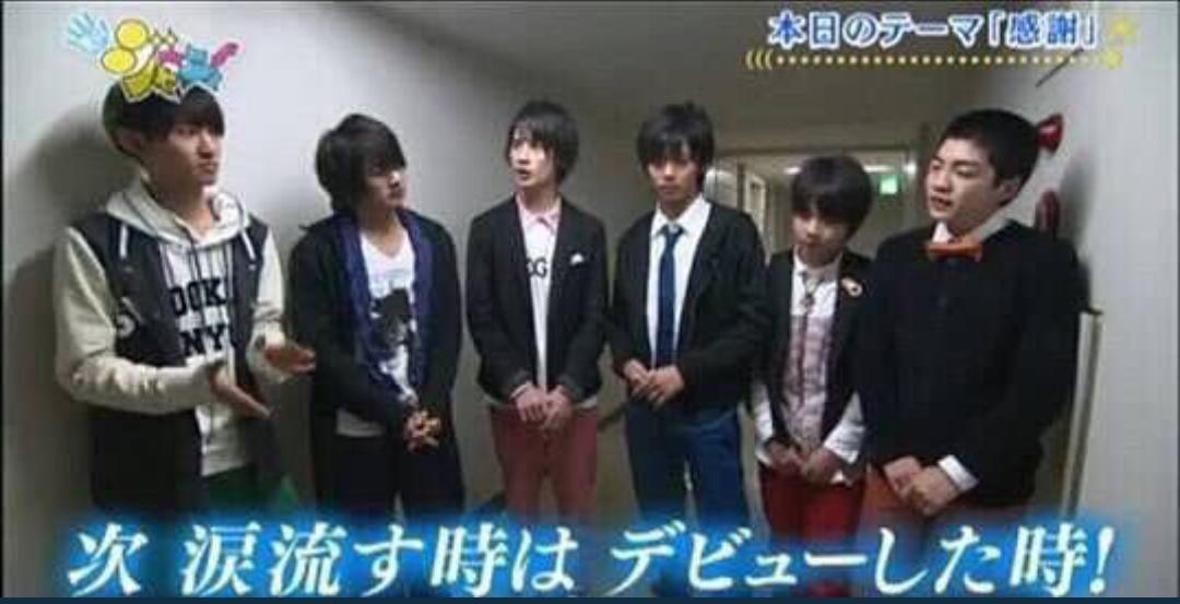nanikin88303443's tweet photo. この夢はいつ実現されるのでしょうか？
24歳ってあと数年後ですよ？
エセって言われてどう思いましたか？

あなた達を待ってるのは康二大吾流星だけじゃないんです！なにきん信者も関西ジャニーズJr.もずっと待ってるんです
この言葉が嘘になりませんように https://t.co/3j8NdKRVzI