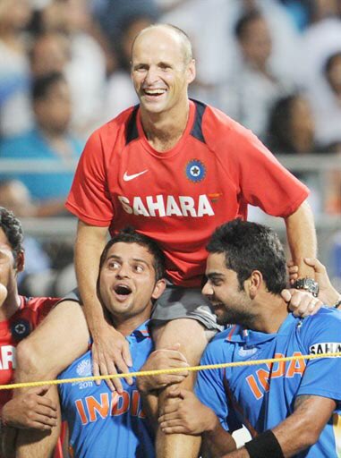 ImRaina's tweet photo. Happy birthday @Gary_Kirsten, you weren’t just a gritty opening batsman but also a truly inspiring coach and someone who helped achieve every Indian's dream come true too! https://t.co/CPzMdYCX6z
