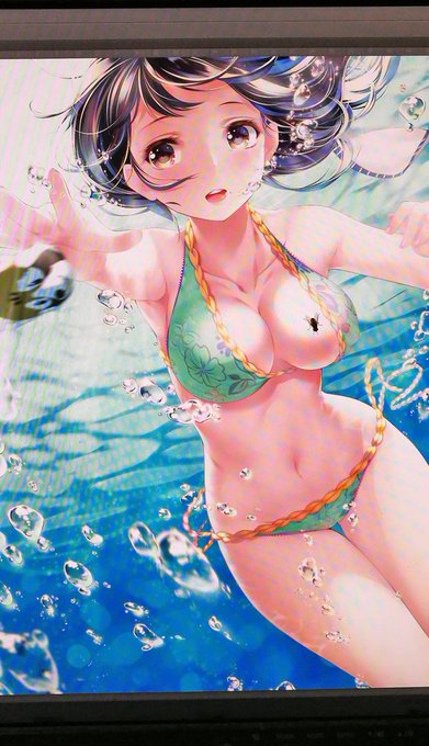 描いている途中にハエが飛んできて、えっちなところに停めていました! 