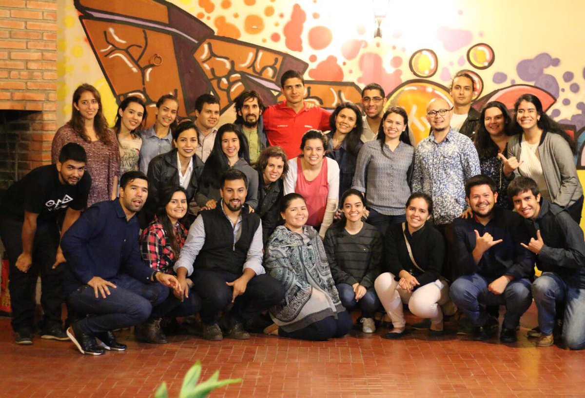 TeInvitoUnTere's tweet photo. #tbt de nuestra Tercera Ronda de #TeInvitoUnTere en @tukaekany 

Este domingo nos volvemos a encontrar en #Aregua con los amigos del El Cántaro BioEscuela Popular para hablar sobre Educación Alternativa.

📲Reserva tu lugar: https://t.co/kCDJvAU20m https://t.co/h7IjWllHTQ
