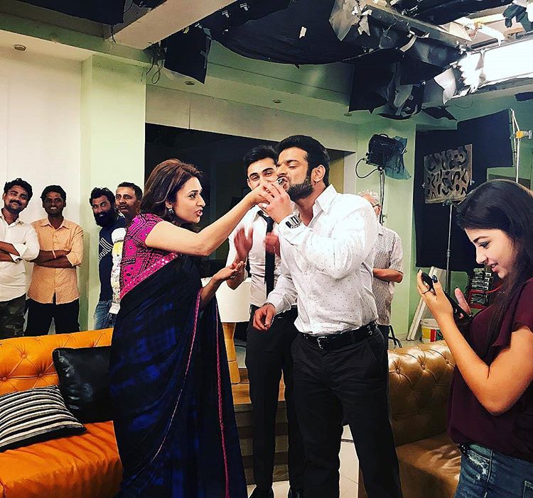 Happy Birthday Karan Patel !
Love from a  Many happy returns of the day!!!!      