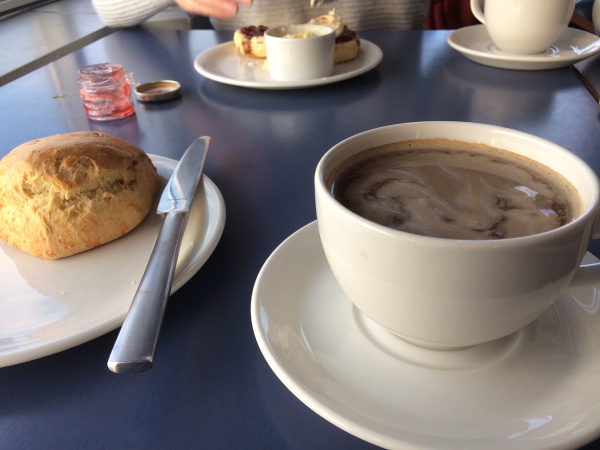 jamesdkite's tweet image. Post essay hand in celebratory afternoon tea with the governor #3000wordsofdeath