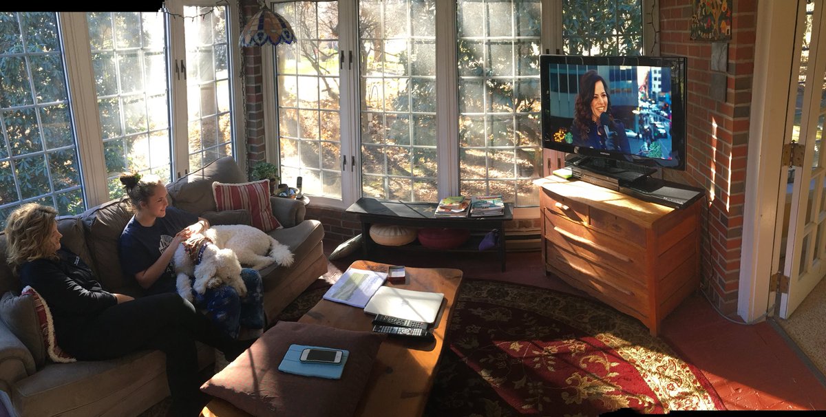 #TDayCbs. Happy Thanksgiving Everyone!!