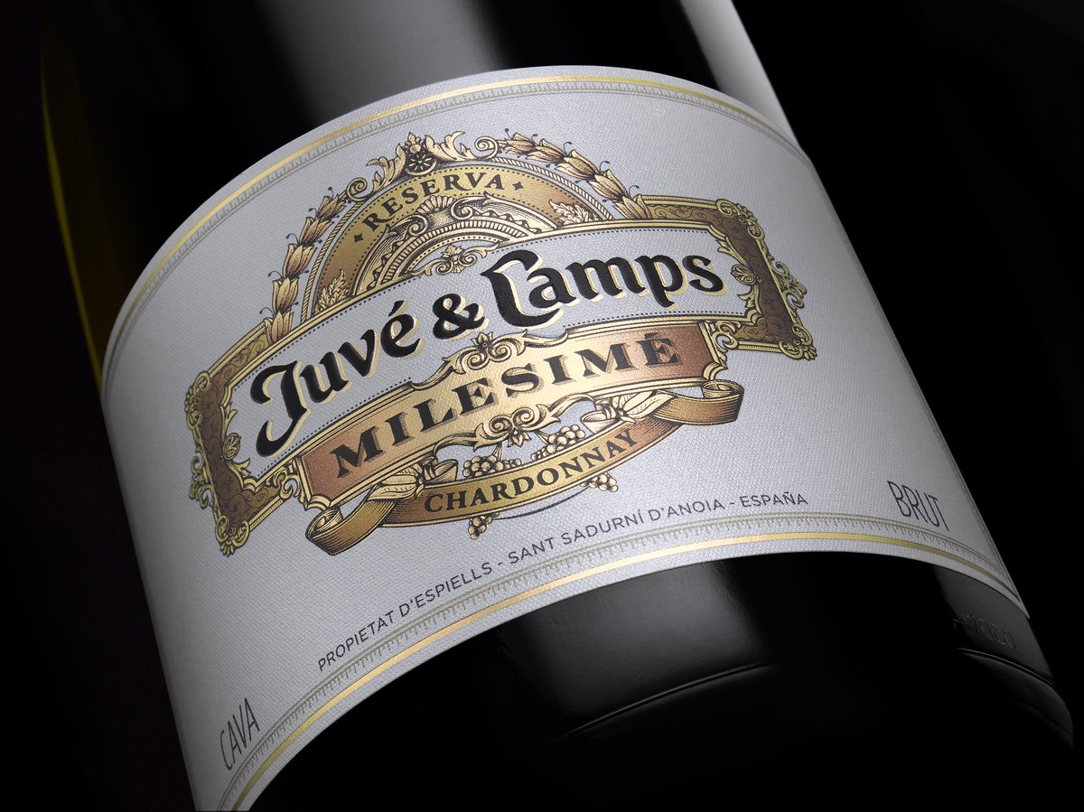 Nuestro cava Milesimé, elaborado solo en los mejores años, es un monovarietal de chardonnay que nació en 1999. Este año ha estrenado un nuevo diseño, ideal para regalar esta Navidad. #JuvéStories