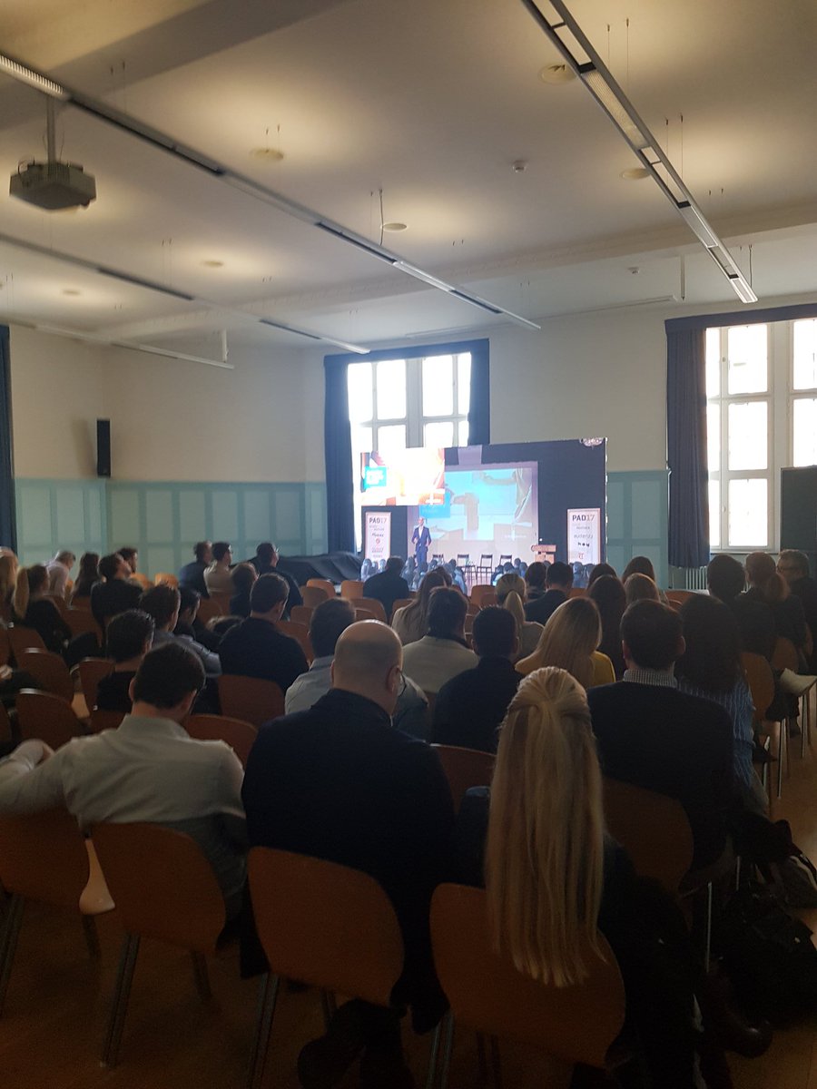 #PAD17 blauer saal