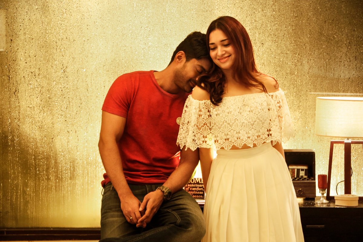 tamannaahspeaks's tweet photo. A glimpse of the magic from #NKR15. A @JayendrasPOV film, with camerawork from the legendary @pcsreeram! @smkoneru #KiranMuppavarapu https://t.co/9xfi78TavU
