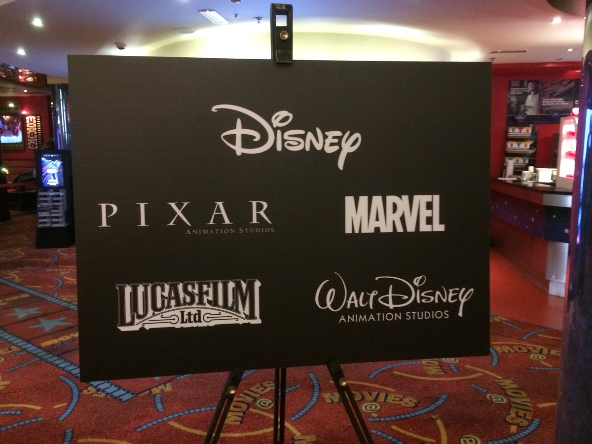 Dublincitycomic's tweet photo. Huge Thank You to the team at @DisneyStudiosIE for #disneyday .Lots of fun and got to hang out with @TheBigBang_     and #Cineworlddublin https://t.co/oOasXcN4wZ