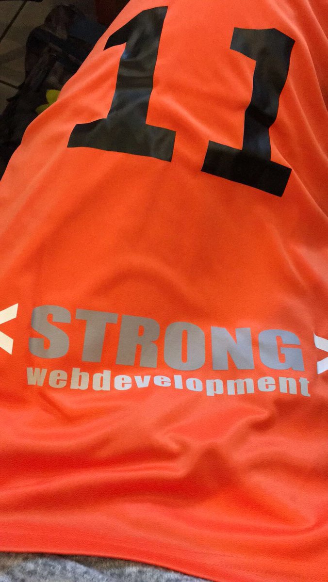 web_STRONG's tweet photo. Wij zijn shirtsponsor van @ONvolleybal D2! #trots #oranjenassauvolleybal #Groningen #volleybal https://t.co/BoecoyEa7h