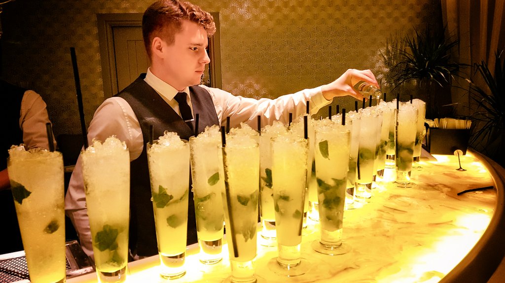 Thoroughly Enjoyable Evening, In Fine Company At The <a href="/JawboxGin/">Jawbox Gin</a> Event In <a href="/thechelseabar/">The Chelsea Bar</a> Thanks To Everyone Who Came Along, Also To Terry &amp; Anthony For Inviting Me To Share The Story. Carlo For The Delicious Food And Finally Nathan &amp; Paul For The Fantastic Drinks And Service 🍸