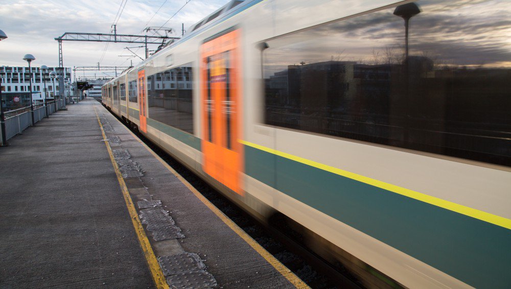 Lurt å legge ned stopp med lite trafikk, mener forsker:nrk.no/telemark/spar-…