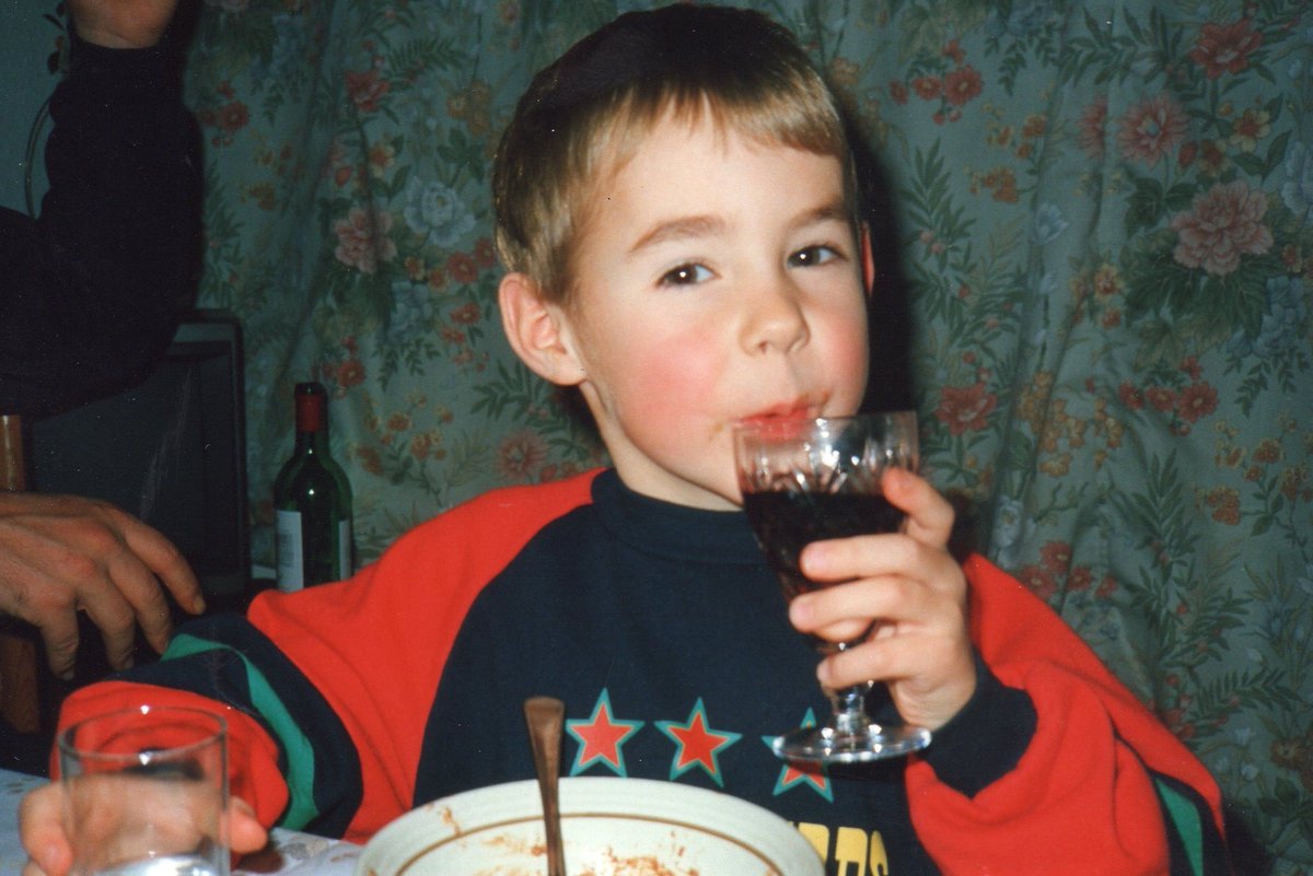 🎂 A HUGE Happy 30th birthday to Mike, one half of the #AbstractAerialArt team! 🎊