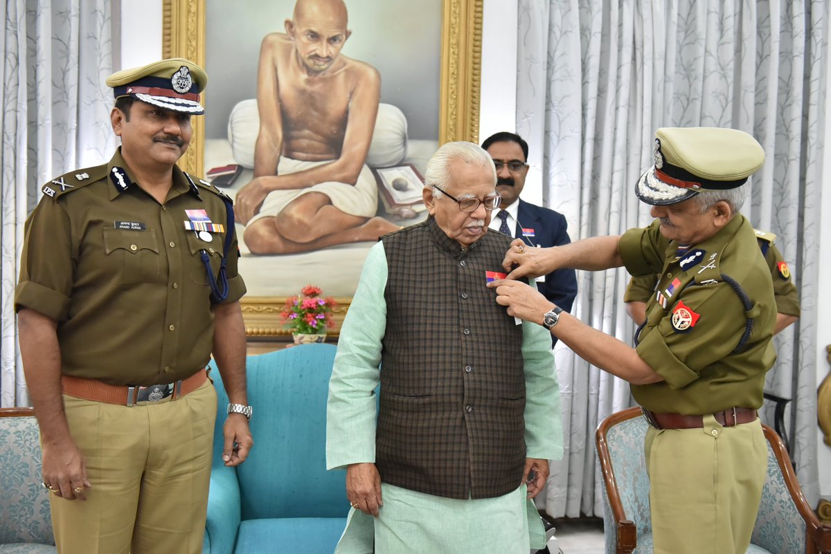 Uttar Pradesh Police News tweet media