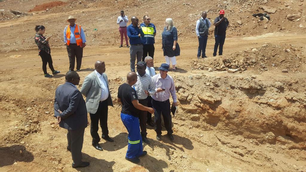 HermanMashaba's tweet image. I came to see the sight where the pipe burst that caused the huge issues in the North in @CityofJoburgZA this week.  #JoziInfraCrisis
