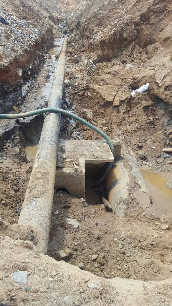 HermanMashaba's tweet image. I came to see the sight where the pipe burst that caused the huge issues in the North in @CityofJoburgZA this week.  #JoziInfraCrisis