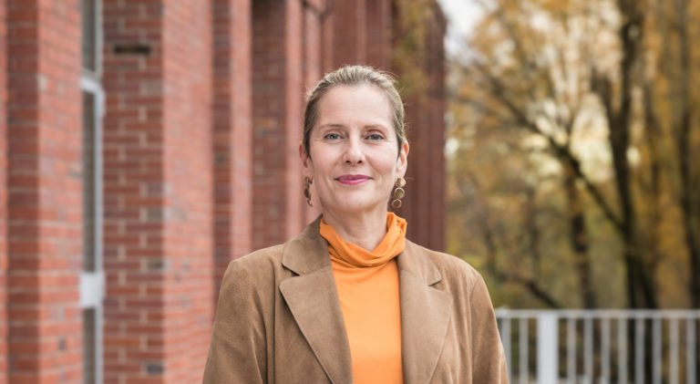 Broken #Nature: #Design Takes on Human Survival è il titolo della prossima edizione dell’Esposizione Internazionale che indagherà il ruolo del design nel rapporto tra uomo e natura. ow.ly/8J7M30gLLXR