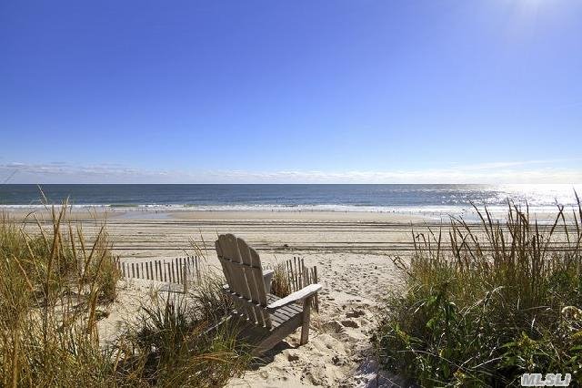 House | For Rent!
1 Woodhail Street, Lido Beach, NY, United States
estatemyday.com/property/27903…
Via <a href="/GullRealtyInc/">Gull Realty Inc.</a>

#SearchHouse #HomeForRent #HomesForRent #EstateMyDay #listing #UnitedStates