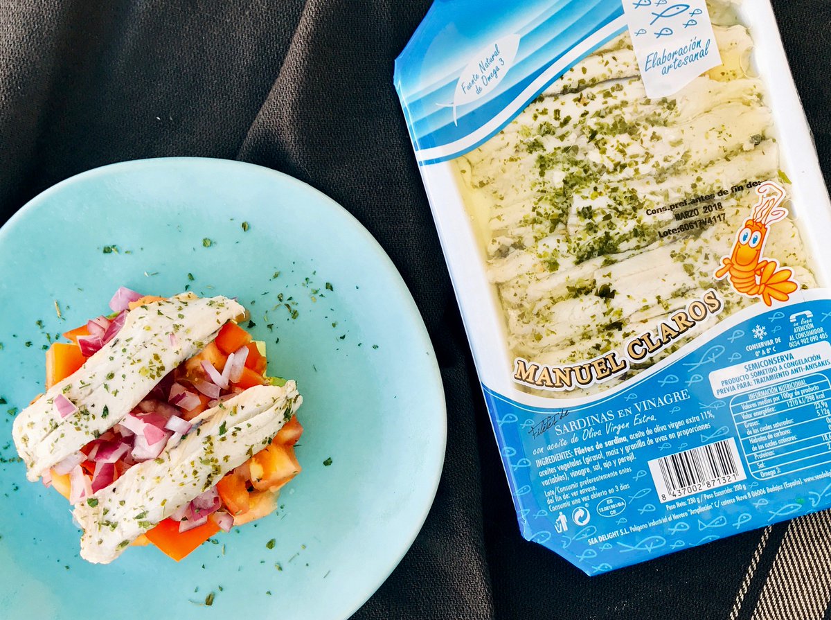 sea_delight's tweet photo. Today we repeat #meal with this amazing #vegetables #tartar, with the #delicious touch of our #ManuelClaros #Sardines above!
#SeaDelight #SpanishFood https://t.co/DdSDySNPHw
