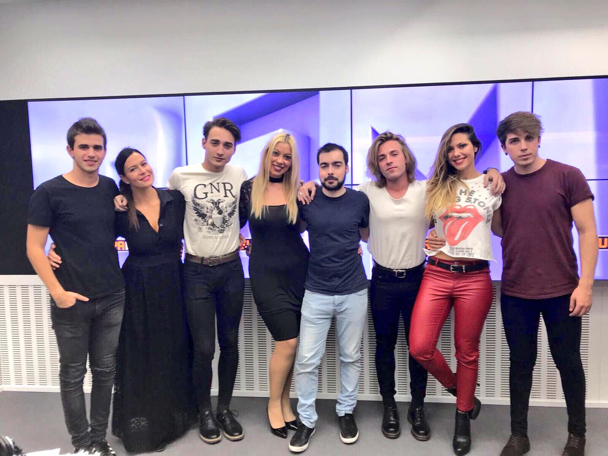 vichumanes's tweet photo. Anoche nos hicieron reír y disfrutar muchísimo; hoy ya podéis escuchar el programa completo de @ponteaprueba #Pap380 en https://t.co/8R3HjYl7K0
Un beso enorme, amigos; seguimos luchando para acabar con la violencia de género. #YaNO ☝🏻 https://t.co/k5YjMYJkFL