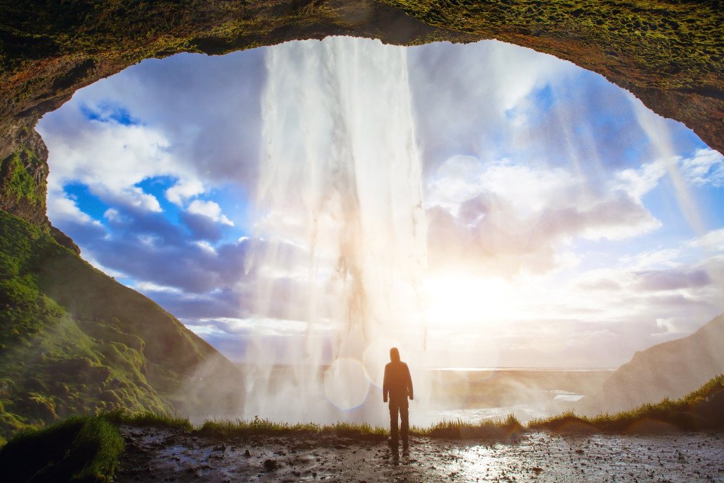 wiiceland's tweet photo. South Coast Classic - Sightseeing Tour to the beautiful south coast of #Iceland https://t.co/OpJN22BuKe https://t.co/b9TEE0FtUH