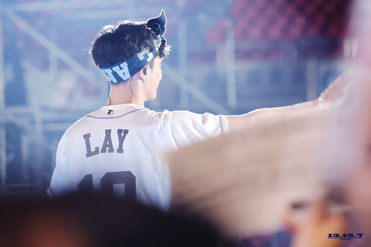 best_chingoo's tweet photo. #ComeBackLay
#LayisEXO 
待ってる😭😭😭💕💕💕 https://t.co/9aOmBk28tA