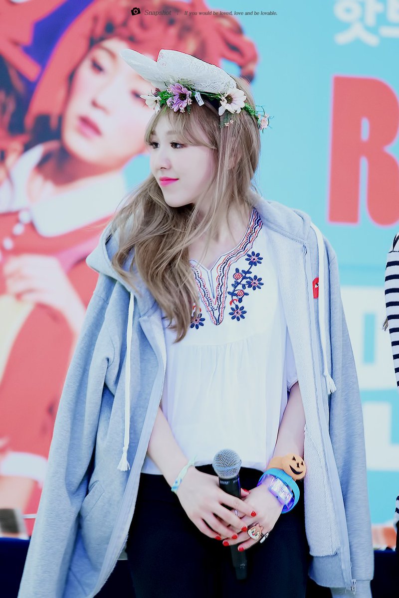 snapsho_t's tweet photo. #레드벨벳 #슬기 #웬디 #조이
https://t.co/huPDaod9Yy
https://t.co/EU00cHh4aE
https://t.co/IbEmw7xfhF https://t.co/R3IYuIMoyf