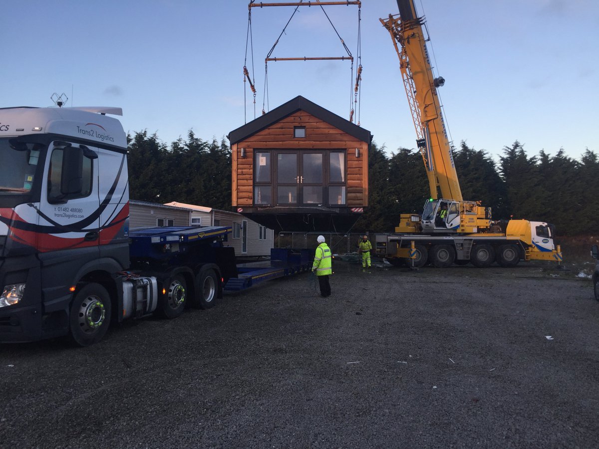 Trans2 Logistics Ltd moving a 4.9m wide leisure unit on an extendable wafer deck trailer. 8 point lift required, all necessary permissions in place