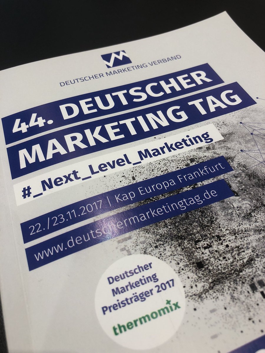 tdoil's tweet photo. Heute beim Deutschen Marketing Tag in Frankfurt... @marketingberlin @appsynatics @dmv_tweets @jumpdaydmv #mcber #appsynatics #marketing #dmt17 #_Next_Level_Marketing https://t.co/ThcO12SovR