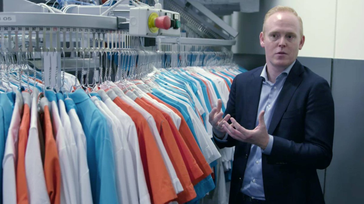 Een goede gezondheid begint bij een groen milieu. Dus pakte <a href="/radboudumc/">Radboudumc</a> de dienstkleding aan: programma.bnnvara.nl/groenlicht/art… #groenlicht