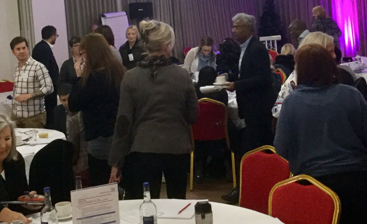 eoeleadership's tweet image. The power of conversations at #eoepatientslead -connecting, relating, engaging, listening, sharing experiences @TheEAHSN @huggytrev @LucyAlexandria @mindsetqi @KirstyLothian