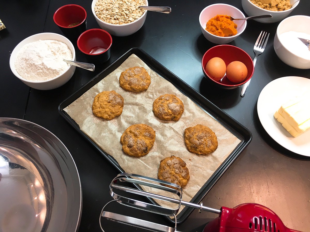 Divine Chocolate tweet media