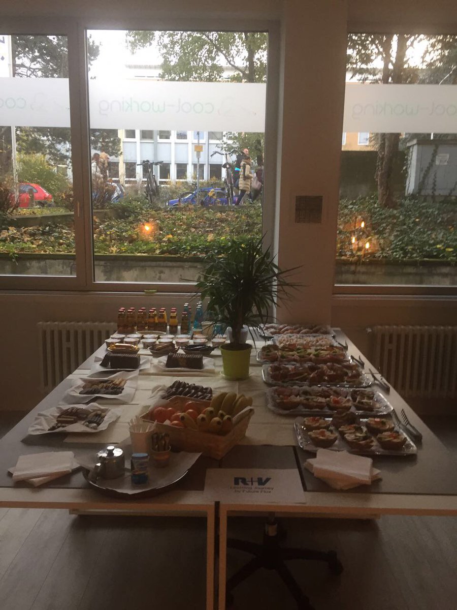 Fairmar Consulting (@cool_working) on Twitter photo Gestern wieder im Cowork: Das <a href="/futureflux/">FUTURE FLUX</a> #LearningJourney der <a href="/ruv_de/">R+V Versicherung</a> Unsere Mitarbeiter haben einen Vortrag zum Thema innovative Arbeitswelten, Agilität und Digitalisierung am Beispiel von #FairmarConsulting gehalten, anschließend gab es Frühstück.
Eindrücke zur Veranstaltung: Gestern wieder im Cowork: Das <a href="/futureflux/">FUTURE FLUX</a> #LearningJourney der <a href="/ruv_de/">R+V Versicherung</a> Unsere Mitarbeiter haben einen Vortrag zum Thema innovative Arbeitswelten, Agilität und Digitalisierung am Beispiel von #FairmarConsulting gehalten, anschließend gab es Frühstück.
Eindrücke zur Veranstaltung: