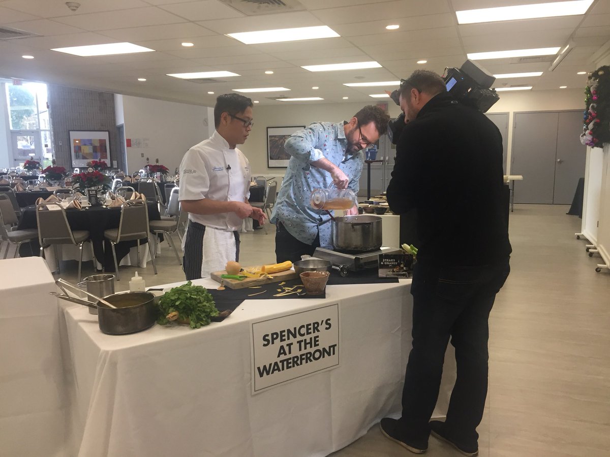 We’re featuring 2 downtown #BurlOn restaurants part of this weekend’s Soup Bowl on <a href="/CHCHTV/">CHCH TV</a>! First up is <a href="/Spencers_W/">Spencer's Waterfront</a> &amp; Chef Daniel Tong!