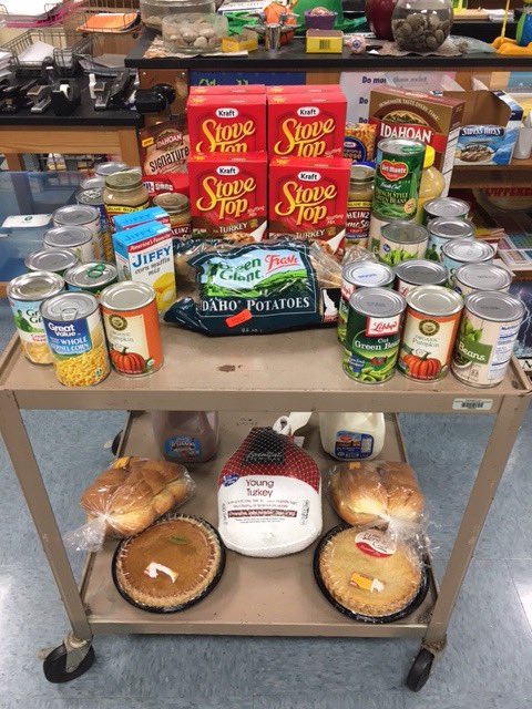 NJSDshattuck's tweet photo. Happy Thanksgiving Shattuck. We are thankful for the generosity of our Shattuck families in providing Neenah families with meals on this holiday. Have a great day! #nahlearns https://t.co/0EzlIp9QT6