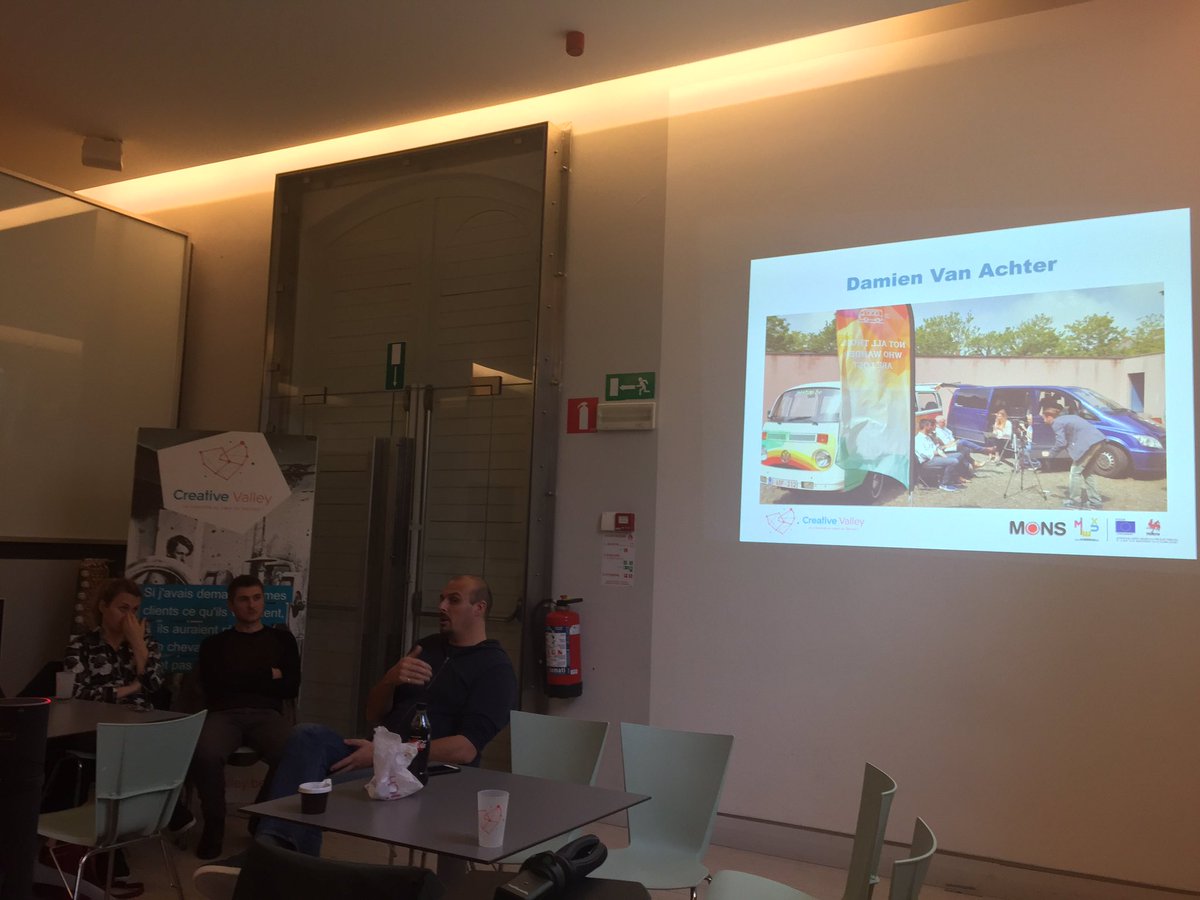 ElaineAndCo's tweet photo. Échanger avec @davanac, c'est mega classe. #jaimemonjob #creativevalleybe https://t.co/3Oh7OR48V8