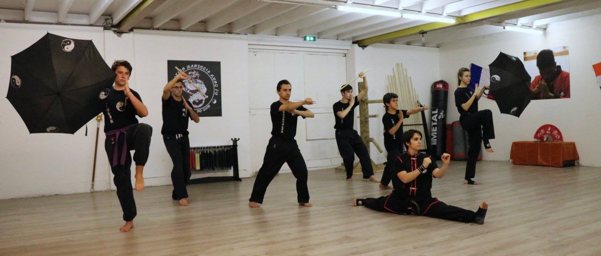 EmilieMorvant's tweet photo. #jepeuxpasmarreterquand je fais du #Mansuria #KungFu ! Plus qu'un art martial, une philosophie de vie et une grande passion ! @KungFuMansuria 👊👊👊👊👊 https://t.co/H3O78foSpm