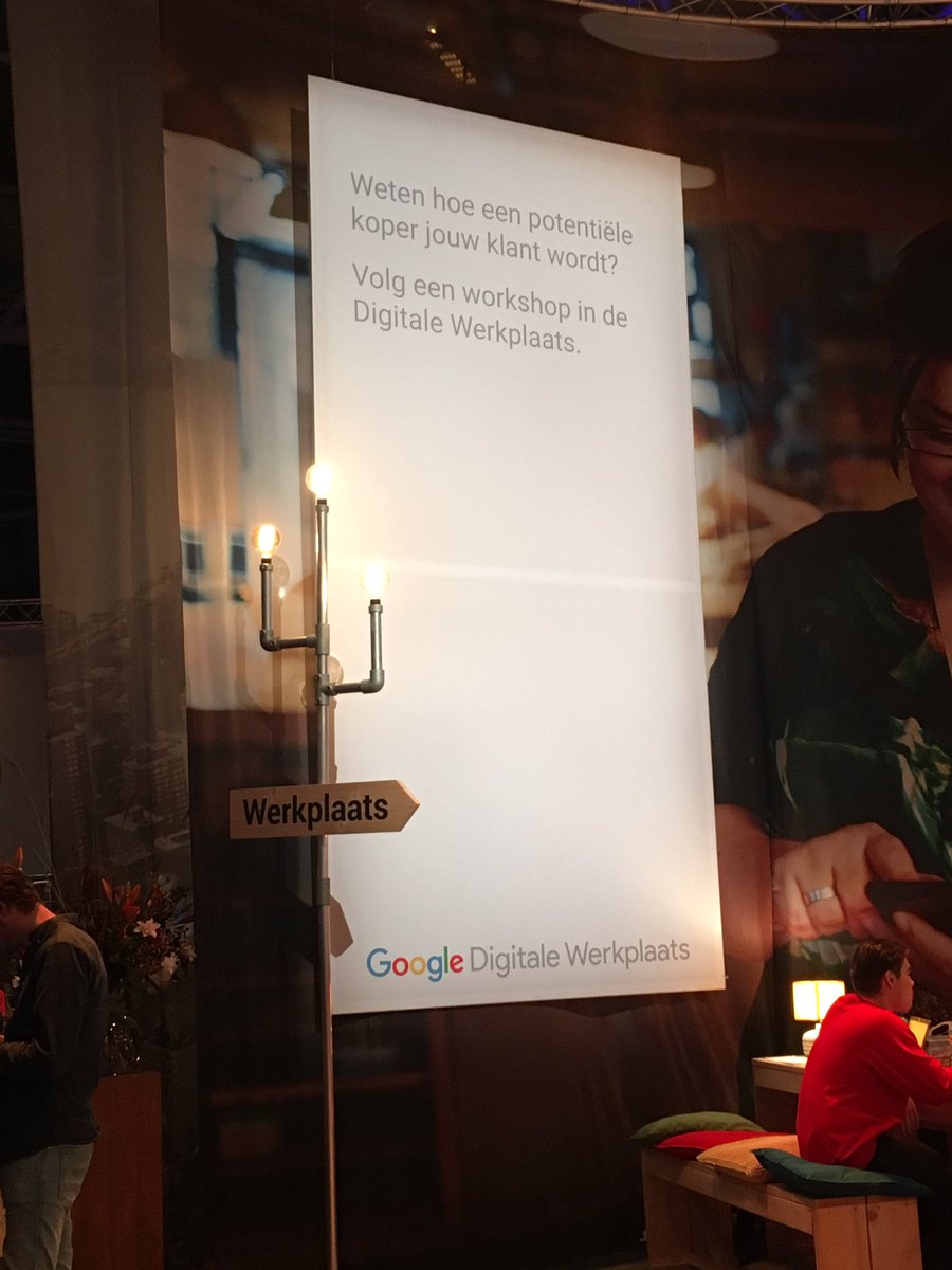 HichamFilali26's tweet photo. Gave workshops en leuke sprekers bij de week van de ondernemer #wdvo #zzpmokum #amsterdam #inspiratie #ondernemers #zzp https://t.co/0TMBZDrYFP