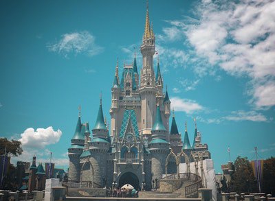 fieldtripzoom's tweet photo. Photo By Sherry chen | Unsplash 
 #museumsquare #museumseries #museumstagram #museumsoftheworld #museumsurabaya https://t.co/gMu8MwMZRd