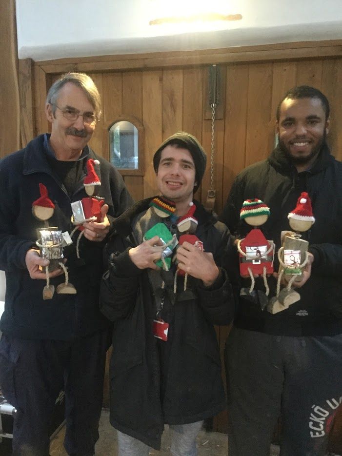 Earthworks_'s tweet photo. We are cleaning and tidying up site for this Saturday's Xmas Fair and making these fantastic little elves - all handmade by #Earthworkers and our #volunteers.  We will have other original crafts for sale too.  Hope you can come and say hello! 12 to 3pm. FREE ENTRY #charity https://t.co/T6k904NfOB